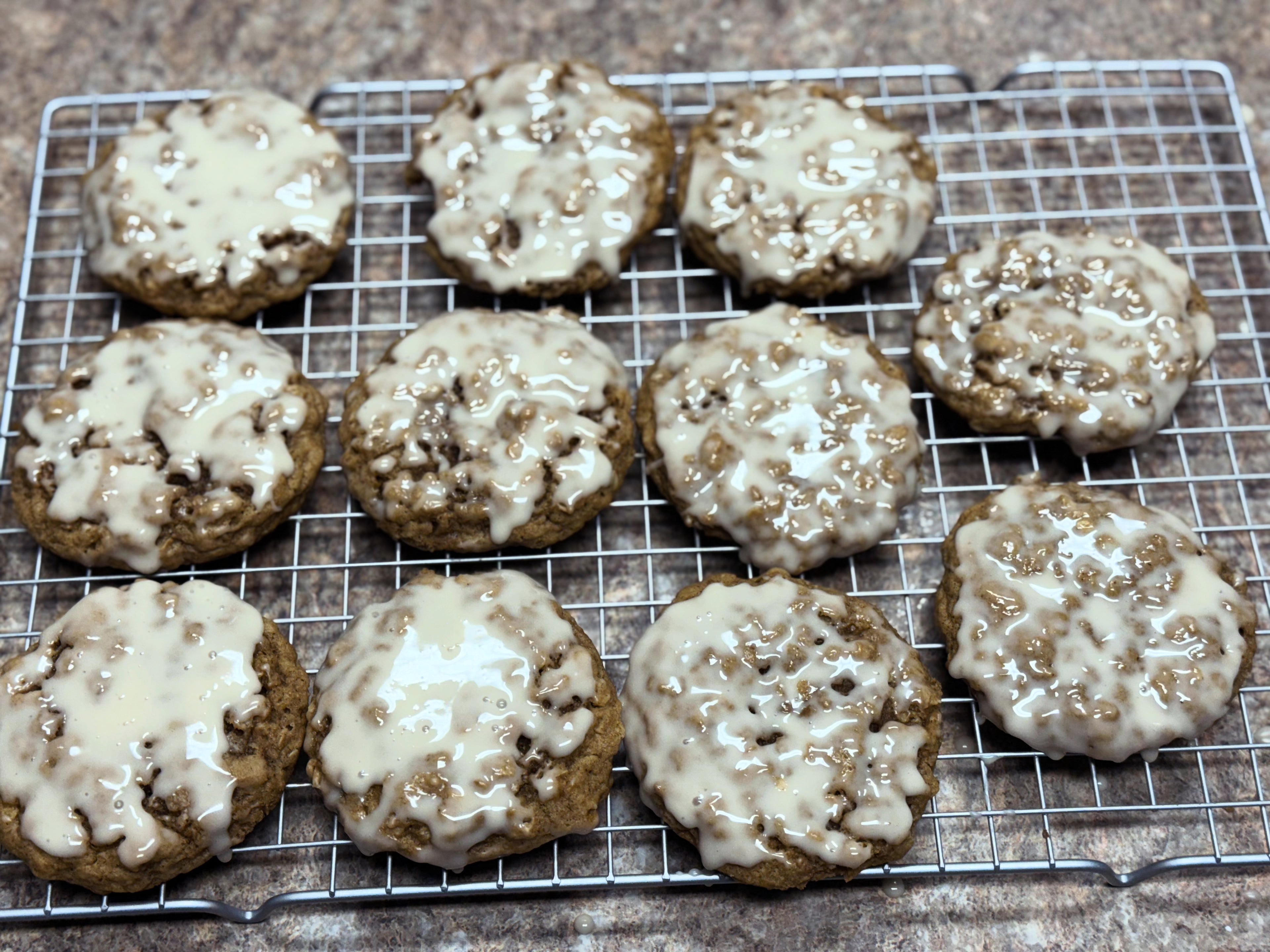 Frosted Trails - Vanilla Glazed Oatmeal